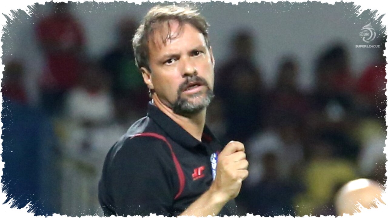 Malut United Pecahkan Rekor Kandang, Bikin Persija Terancam di Liga Indonesia Malut United Pecahkan Rekor Kandang, Bikin Persija Terancam di Liga Indonesia