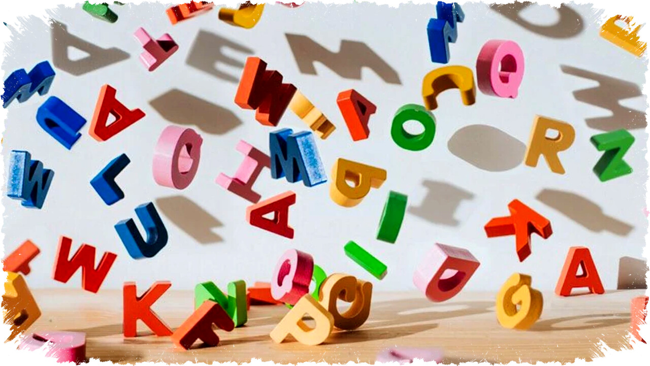 Membongkar Rahasia Lisensi Font: Panduan Lengkap untuk Desainer Agar Tak Terjebak Masalah Hukum dan Biaya Tersembunyi!