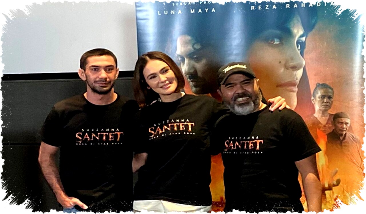 Mengenal Sosok Suzzanna: Dari Legenda Hantu hingga Ikon Superhero Film Indonesia Mengenal Sosok Suzzanna: Dari Legenda Hantu hingga Ikon Superhero Film Indonesia