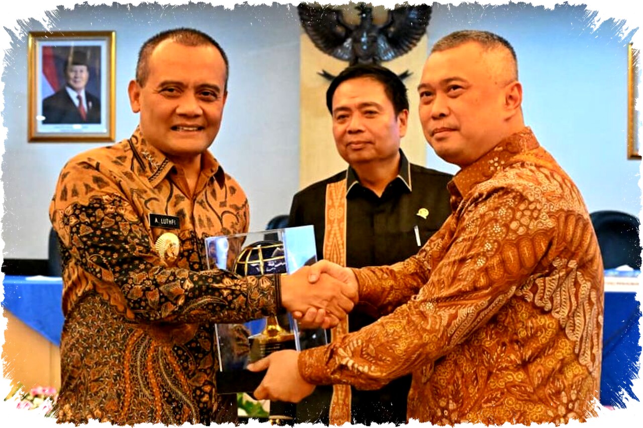 Menhub Tegaskan Jawa Tengah Pegang Kendali Vital Jaga Kelancaran Angkutan Lebaran 2026 Di Pulau Jawa Menhub Tegaskan Jawa Tengah Pegang Kendali Vital Jaga Kelancaran Angkutan Lebaran 2026 Di Pulau Jawa