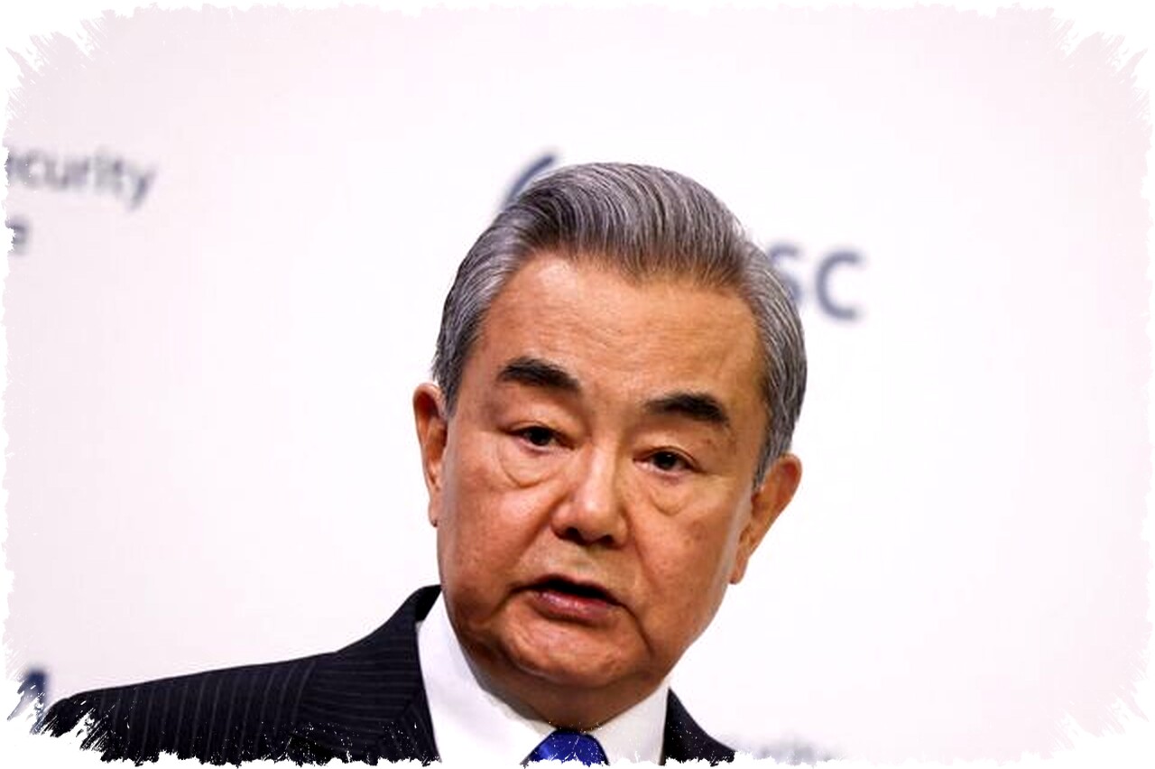 Menteri Luar Negeri China Wang Yi Tegaskan: Jangan Buat Keputusan Impulsif untuk Putuskan Hubungan dengan AS