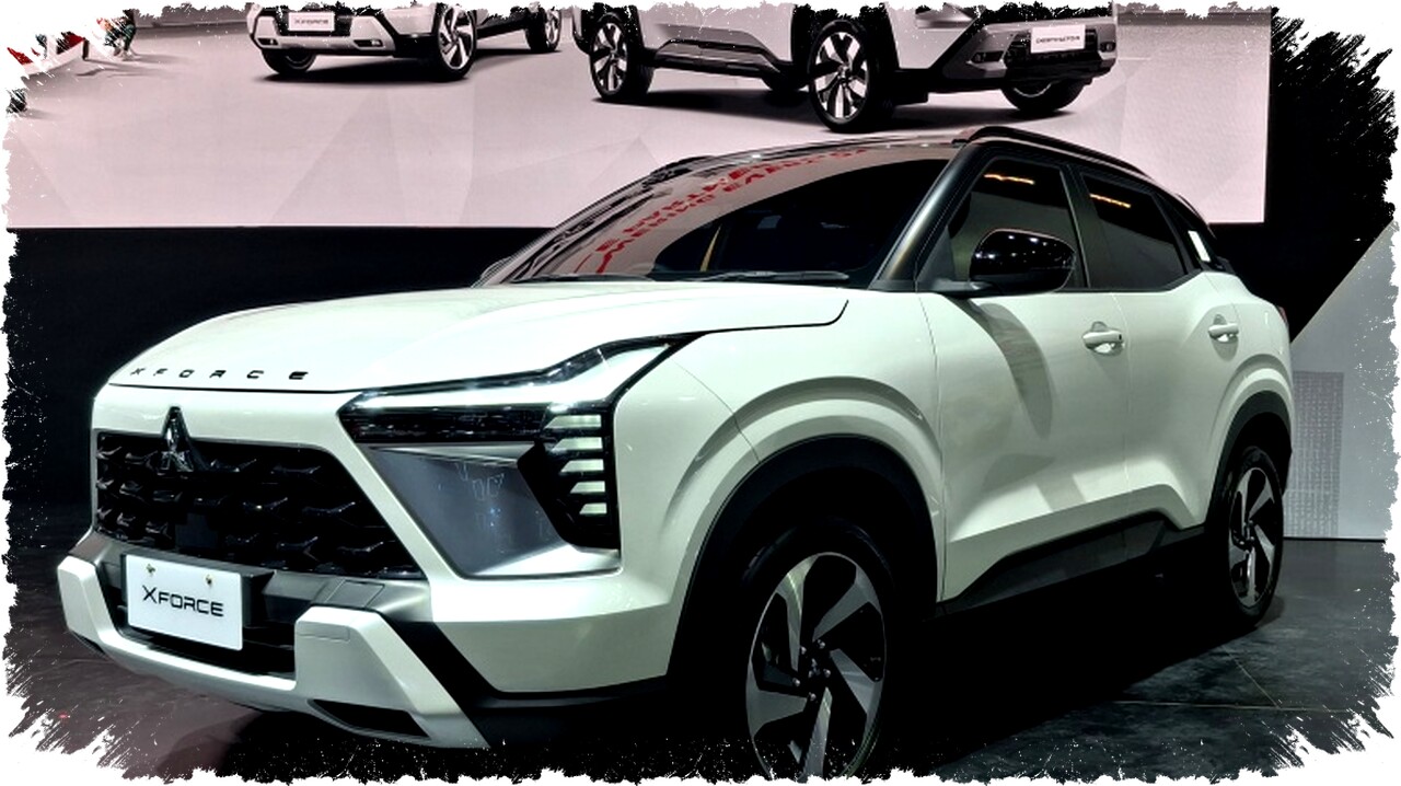 Mitsubishi Sunroof Mewah, tapi Motor Nyelip di Kolong Bus TransJakarta: Antara Gaya Berkendara dan Bahaya Nyata di Jalan Raya! Mitsubishi Sunroof Mewah, tapi Motor Nyelip di Kolong Bus TransJakarta: Antara Gaya Berkendara dan Bahaya Nyata di Jalan Raya!