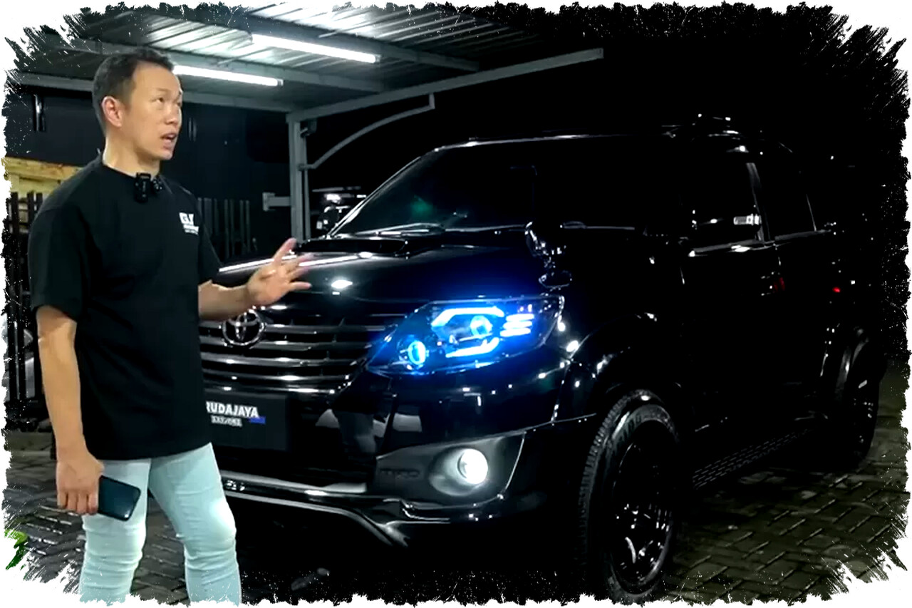 Mobkas Toyota Fortuner VNT 2013 Full Modif dan Repaint Ulang, Intip Tipe Knalpot Custom-nya! Mobkas Toyota Fortuner VNT 2013 Full Modif dan Repaint Ulang, Intip Tipe Knalpot Custom-nya!