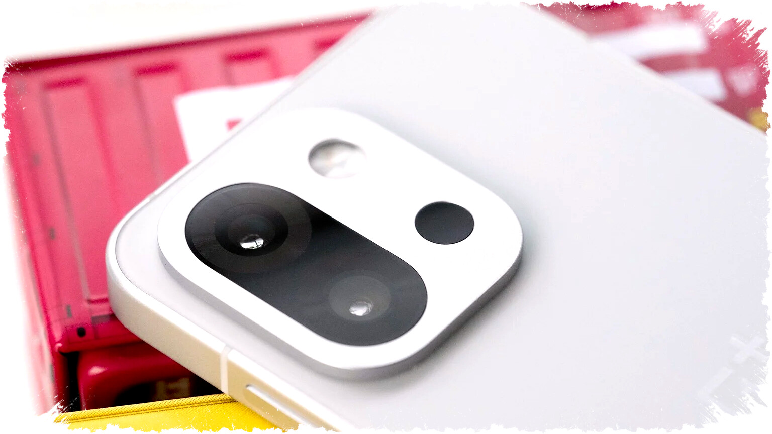 OnePlus 15T Bocorannya Mengejutkan, Kamera Tanpa Terobosan Nyaris Copy-Paste dari Generasi Sebelumnya OnePlus 15T Bocorannya Mengejutkan, Kamera Tanpa Terobosan Nyaris Copy-Paste dari Generasi Sebelumnya