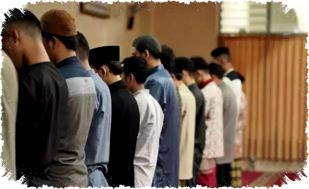 Panduan Lengkap Salat Tarawih Sendiri di Rumah: Hukum, Niat, dan Cara Praktis Melaksanakannya