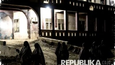 Panduan Lengkap Sholat Tarawih Mulai Niat Jumlah Rakaat Hingga Doa Kamilin yang Wajib Diketahui Setiap Muslim