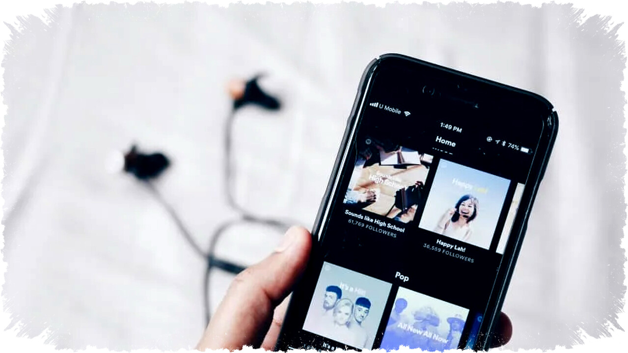 Perbedaan Spotify dan Apple Music 2026: Rekomendasi, Kualitas Audio, Harga & Fitur Unggulan Perbedaan Spotify dan Apple Music 2026: Rekomendasi, Kualitas Audio, Harga & Fitur Unggulan