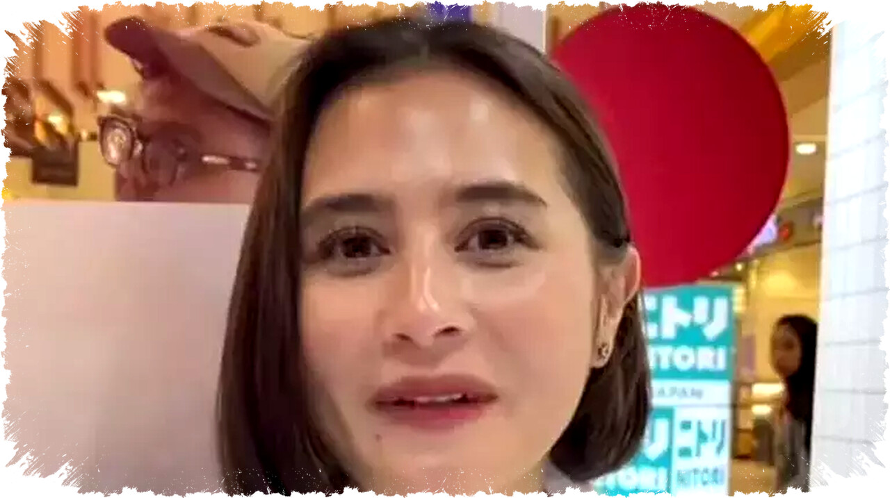 Prilly Latuconsina Jual Produk, Barang Cepat Terjual Habis dengan Cepat dan Laris Manis