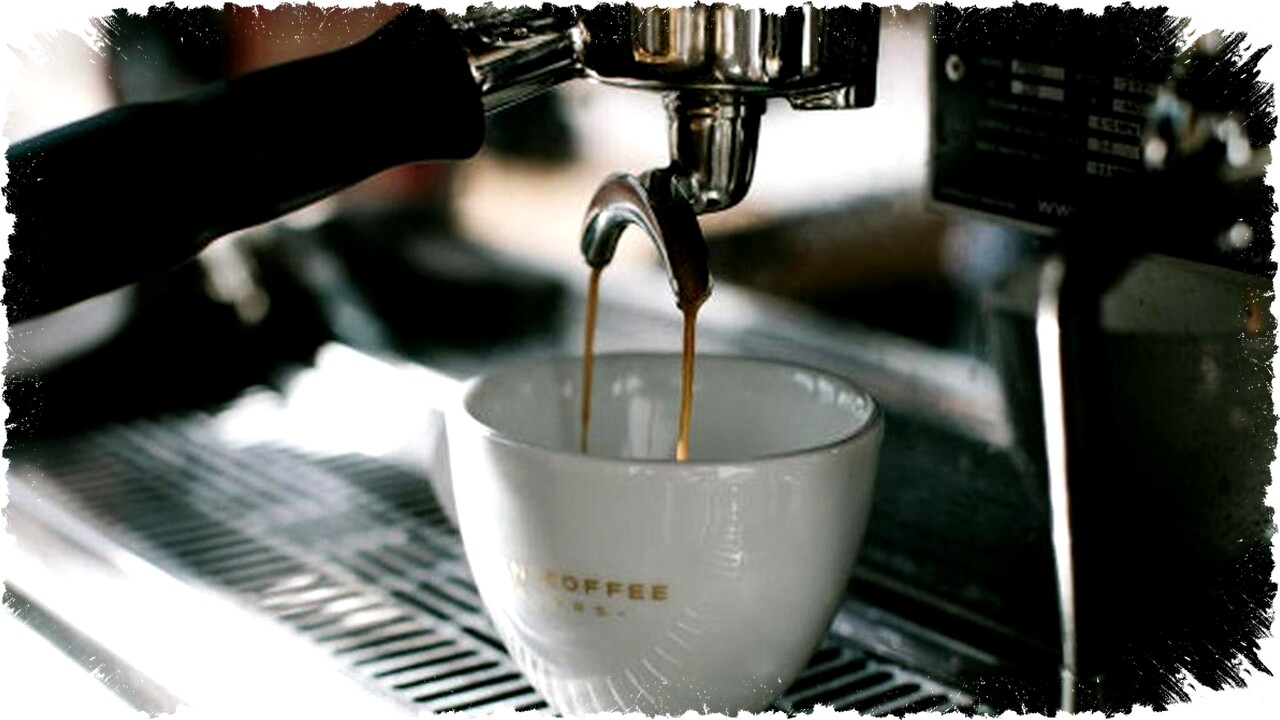 Rahasia Barista Kopi Ungkap Teknik Tepat Agar Seduhan Tak Pahit Berlebihan dan Rasa Tetap Seimbang serta Nikmat di Setiap Cangkir