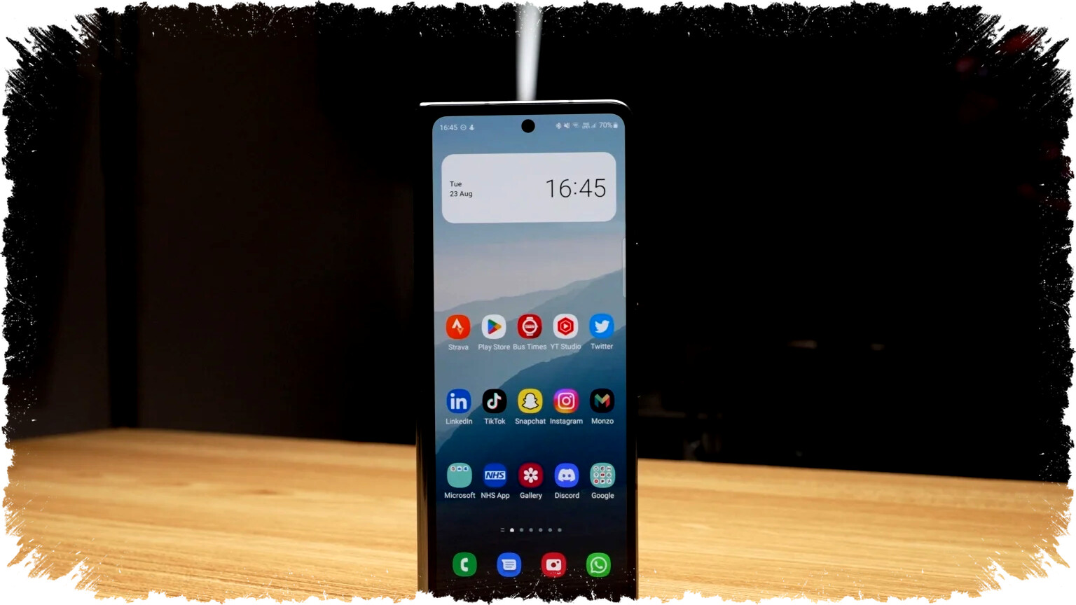 Samsung Mulai Uji Coba One UI 8.5 di Galaxy Z Fold 4 dan Z Flip 4 dengan Tampilan Lebih Modern