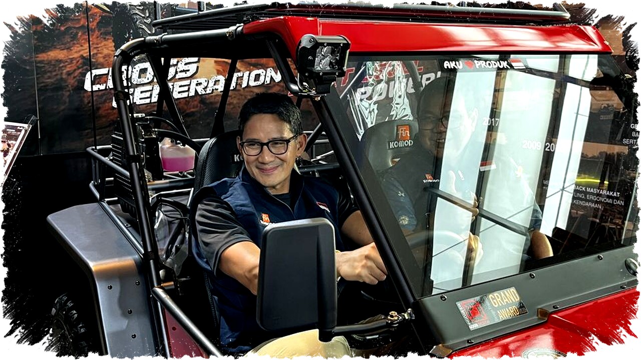 Sandiaga Uno Ungkap, Keluarganya Kini Nyaris Semua Beralih Mobil Listrik—Apakah Ini Tanda Perubahan Besar di Indonesia? Sandiaga Uno Ungkap, Keluarganya Kini Nyaris Semua Beralih Mobil Listrik—Apakah Ini Tanda Perubahan Besar di Indonesia?