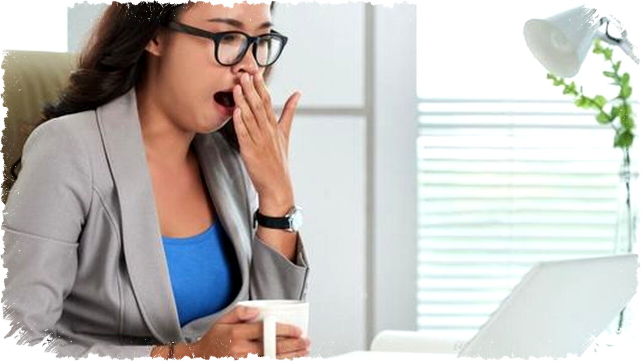 Sering Menguap Saat Kerja di Laptop? Ketahui Penyebab Utama dan Cara Efektif Mengatasinya