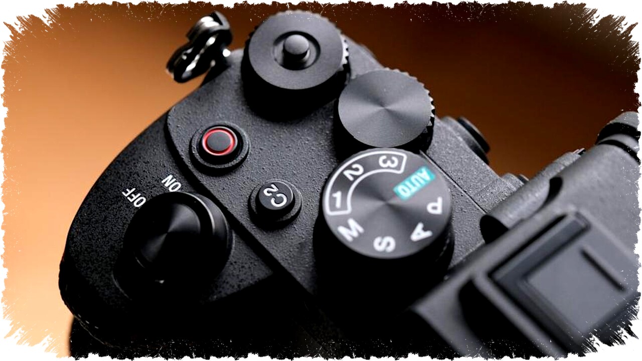 Sony A7 V Kembali Jadi Top 3 Kamera Terlaris dengan Performa Foto Terbaik saat Ini Sony A7 V Kembali Jadi Top 3 Kamera Terlaris dengan Performa Foto Terbaik saat Ini