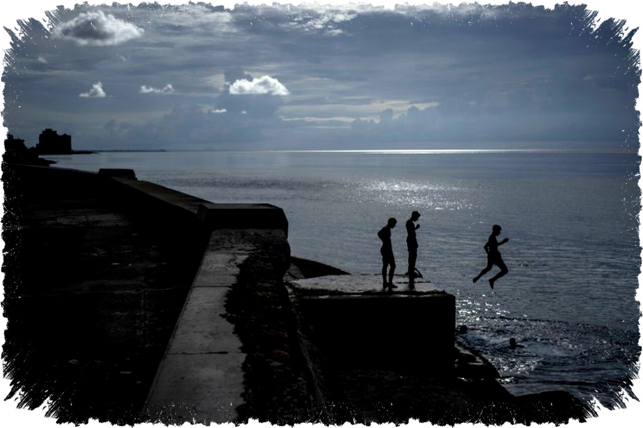 Speedboat Florida Terobos Perairan Kuba dan Tembakkan Senjata Hingga 4 Tewas dalam Bakutembak Dramatis di Laut
