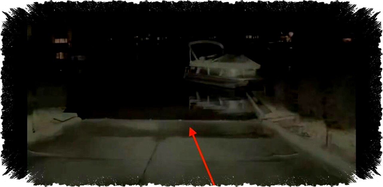 Tesla FSD Versi Terbaru Nyaris Membawa Mobil Masuk Danau dan Menimbulkan Kekhawatiran Serius tentang Keselamatan Autopilot