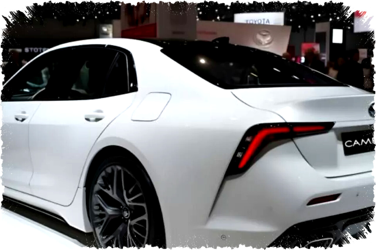 Toyota Camry 2026: Sedan Hybrid Elegan Meluncur dengan Teknologi Canggih dan Interior Mewah, Siap Ubah Standar Berkendara Masa Kini! Toyota Camry 2026: Sedan Hybrid Elegan Meluncur dengan Teknologi Canggih dan Interior Mewah, Siap Ubah Standar Berkendara Masa Kini!