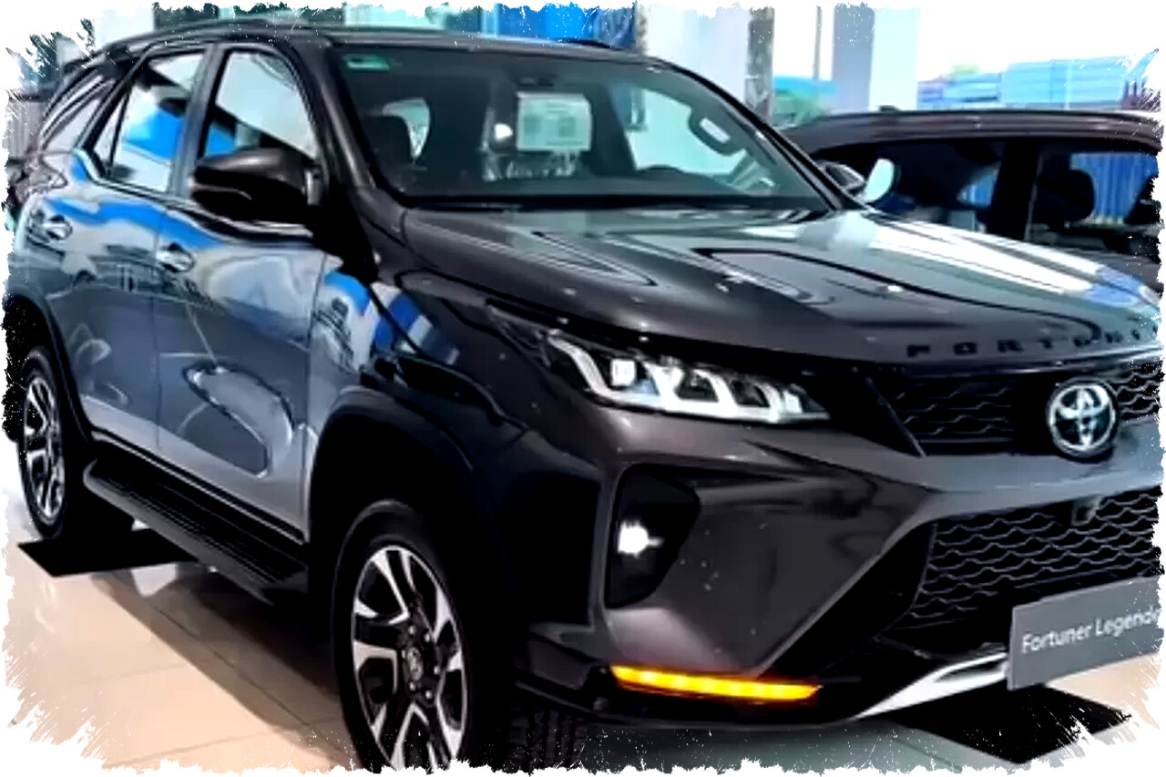 Toyota Fortuner 4WD Super Premium: SUV Keluarga Tangguh dengan Performa Gahar, Kabin Mewah & Fitur Keselamatan Terdepan Toyota Fortuner 4WD Super Premium: SUV Keluarga Tangguh dengan Performa Gahar, Kabin Mewah & Fitur Keselamatan Terdepan