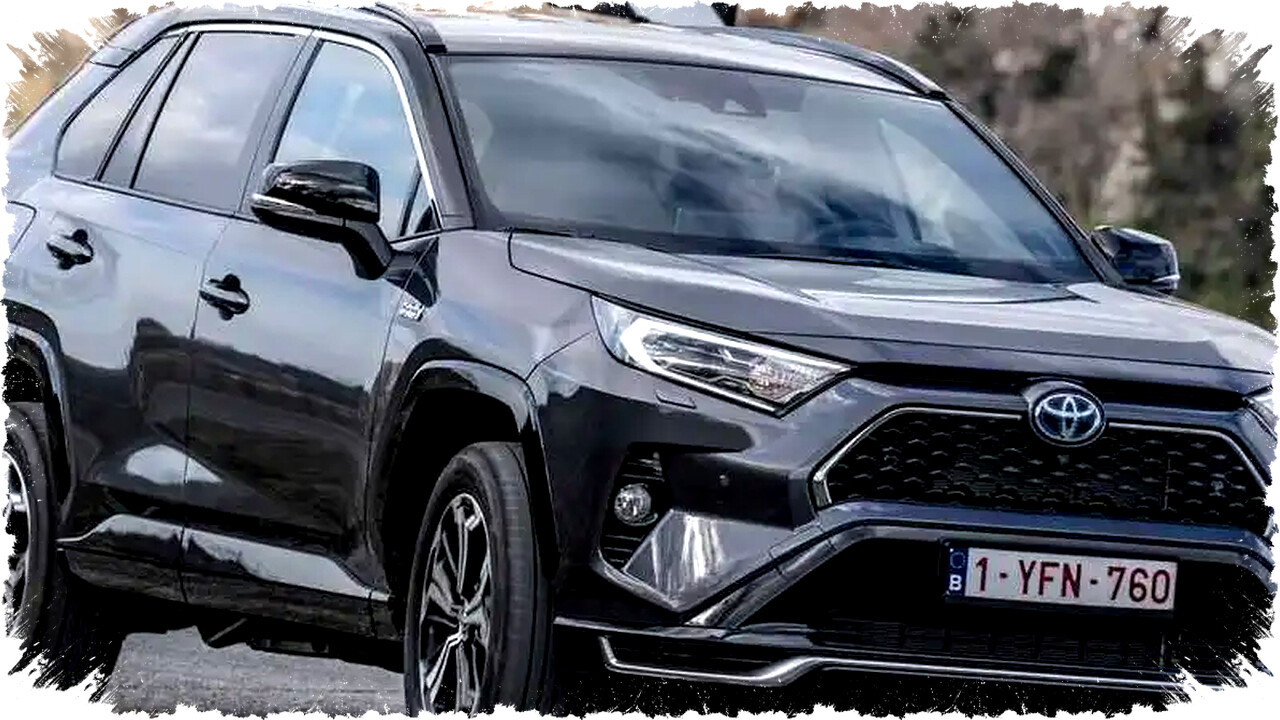 Toyota Hapus RAV4 PHEV GR Sport dari Indonesia, Fokus Hybrid & Listrik Lokal Tahun Ini