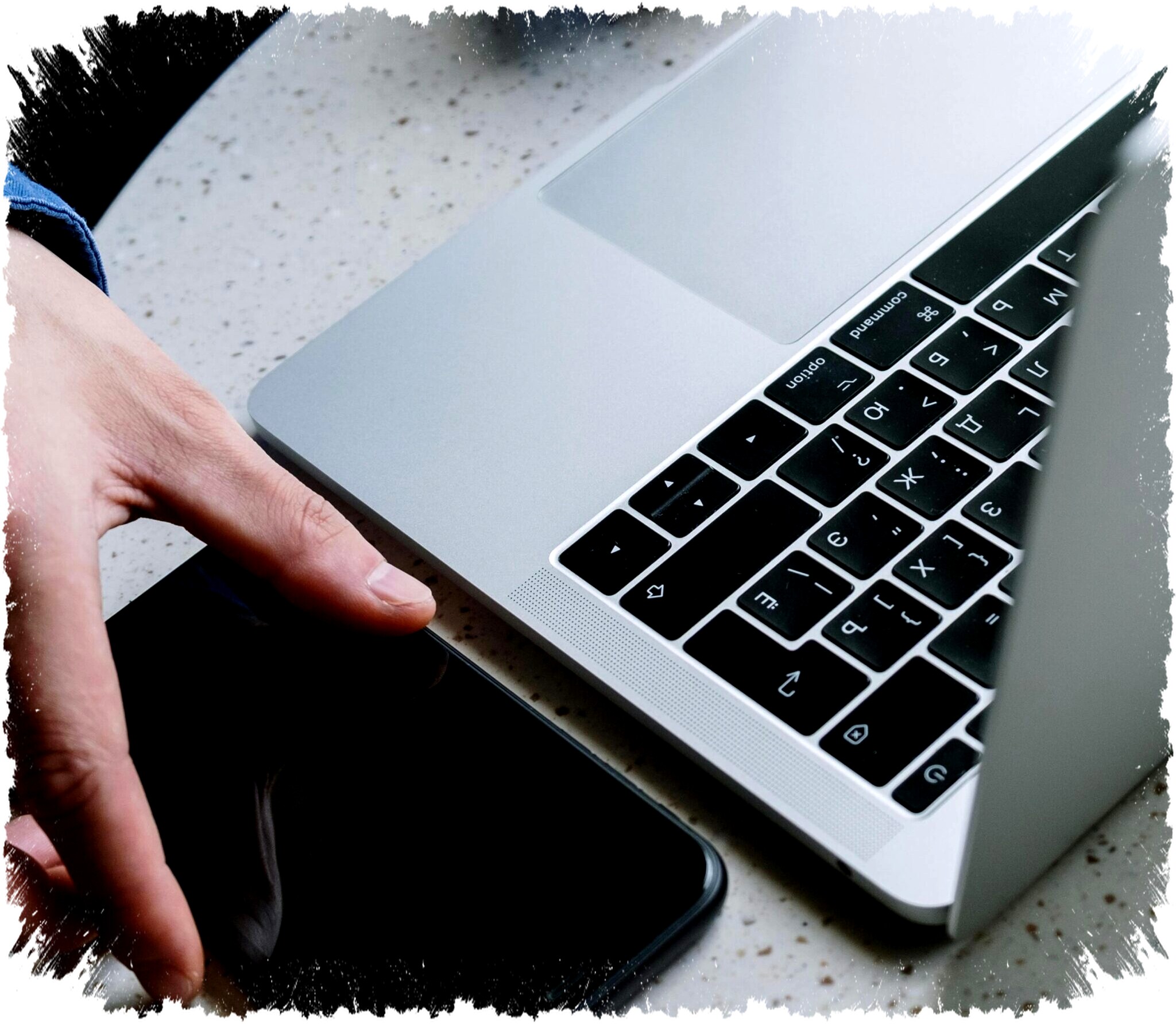 Usulan Pemeriksaan Usia di Level Sistem Operasi Picu Perdebatan Sengit soal Privasi dan Efektivitas Kontrol Aplikasi Usulan Pemeriksaan Usia di Level Sistem Operasi Picu Perdebatan Sengit soal Privasi dan Efektivitas Kontrol Aplikasi