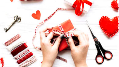 Valentine 2026: 10 Hadiah Anti-Mainstream yang Gak Biasa, Bikin Pasangan Kaget dan Bosen Cokelat-Bunga! Berani Coba?