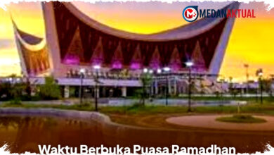 Waktu Tepat Berbuka Puasa Ramadhan Padang Hari Ini 22 Februari 2026 Jangan Lewatkan Azan Maghrib yang Menentukan Keberkahan Ibadah