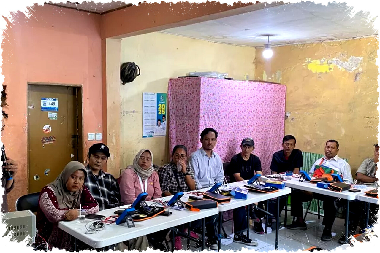 Warga Cigondewah Kaler Didorong Jadi Ahli Servis HP: Usulan Musrenbang 2026 Akhirnya Terwujud, Siap Berjuang Mandiri! Warga Cigondewah Kaler Didorong Jadi Ahli Servis HP: Usulan Musrenbang 2026 Akhirnya Terwujud, Siap Berjuang Mandiri!