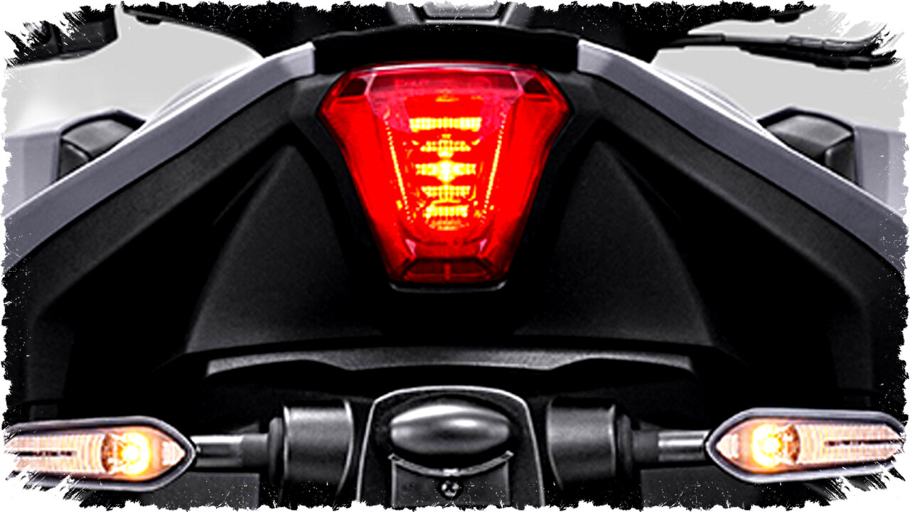 Yamaha AEROX ALPHA 2026 Meluncur dengan Harga Mulai Rp 29 Jutaan: Desain Turbo, Fitur Canggih, dan Warna Eksklusif yang Bikin Pesaing Tercengang! Yamaha AEROX ALPHA 2026 Meluncur dengan Harga Mulai Rp 29 Jutaan: Desain Turbo, Fitur Canggih, dan Warna Eksklusif yang Bikin Pesaing Tercengang!