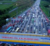 21 Ribu Pengendara Kurang Saldo, Tol Trans Jawa Bisa Tambah Macet di GT