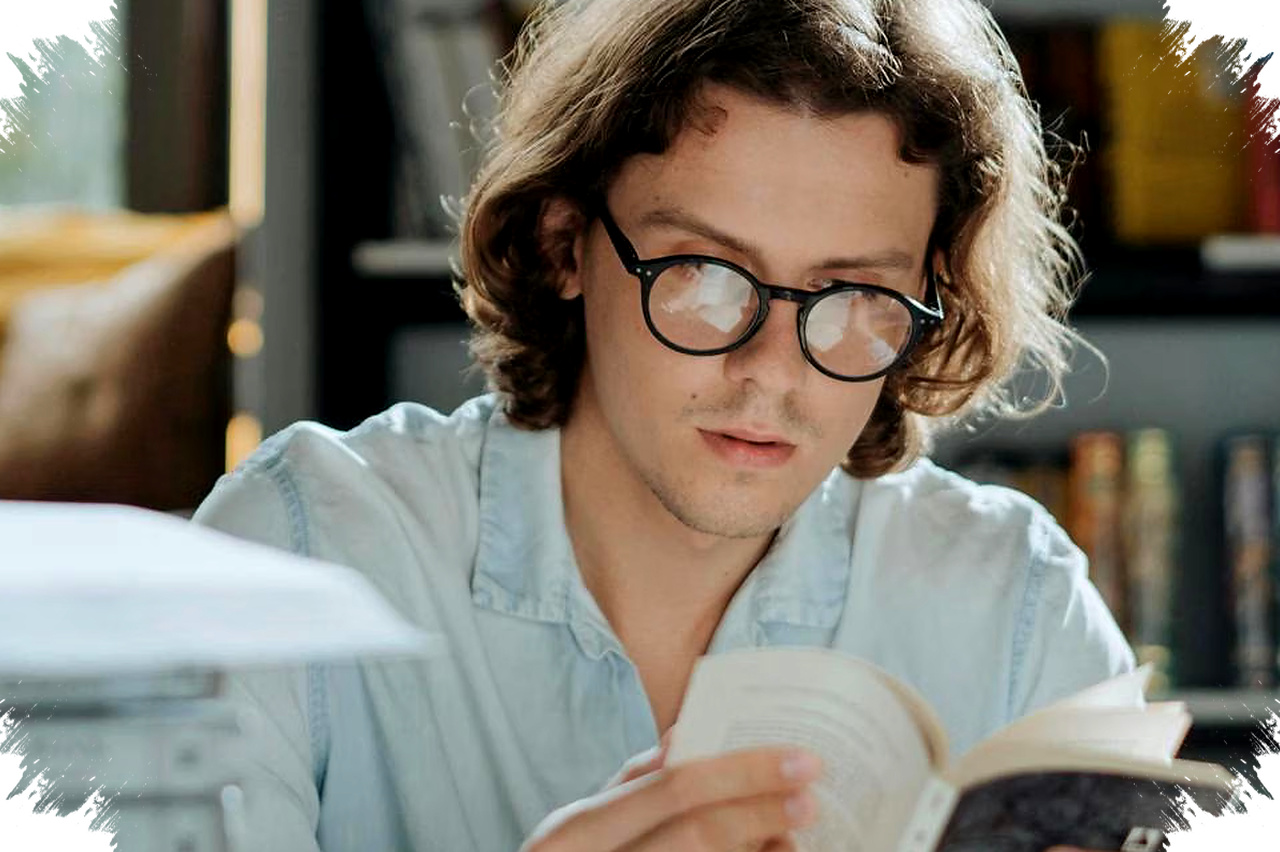 4 Cara Menjadi Performative Male Tanpa Pencitraan, Tetap Autentik dan Bebas Takut Berbeda dari Image Umum 4 Cara Menjadi Performative Male Tanpa Pencitraan, Tetap Autentik dan Bebas Takut Berbeda dari Image Umum