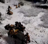 5 Meme Ini Menelanjangi Rumitnya Kontrol Crimson Desert, Konsol Paling Tersiksa?