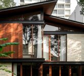 5 Model Rumah Sederhana Ber-Atap Miring, Solusi Cerdas Untuk Hujan Deras Dan Panas Tropis