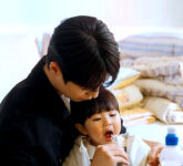 5 Pola Asuh Sun Tae Hyeong yang Membangun Ketegasan dan Kebebasan, Kisah Pengasuhan Penuh Tanggung Jawab di Our Universe