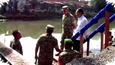 68 Jembatan Rawan Ambruk di Jatim, TNI Turun Membangun Akses Warga yang Terisolasi