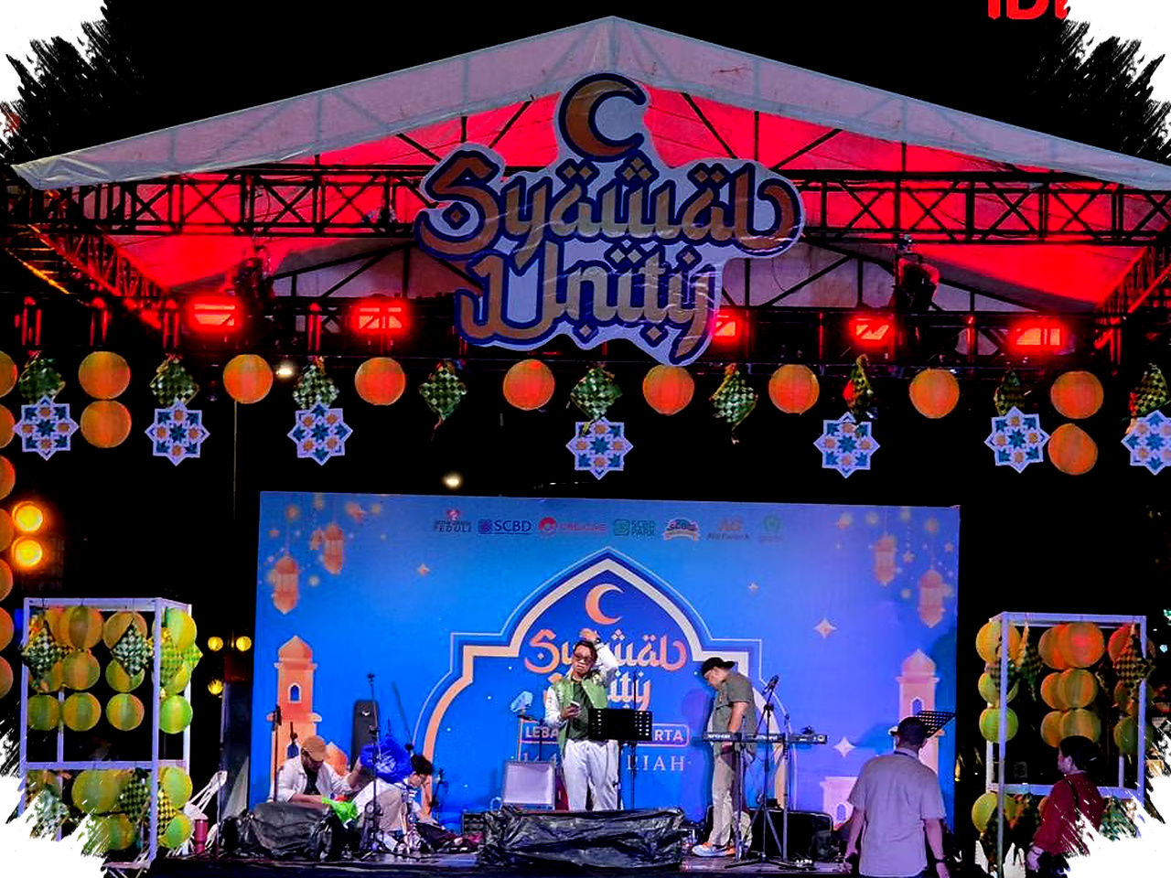 9 Potret Keseruan Festival Syawal Unity SCBD Weekland, Meriahkan Lebaran Dengan Harmoni dan Kreativitas 9 Potret Keseruan Festival Syawal Unity SCBD Weekland, Meriahkan Lebaran Dengan Harmoni dan Kreativitas