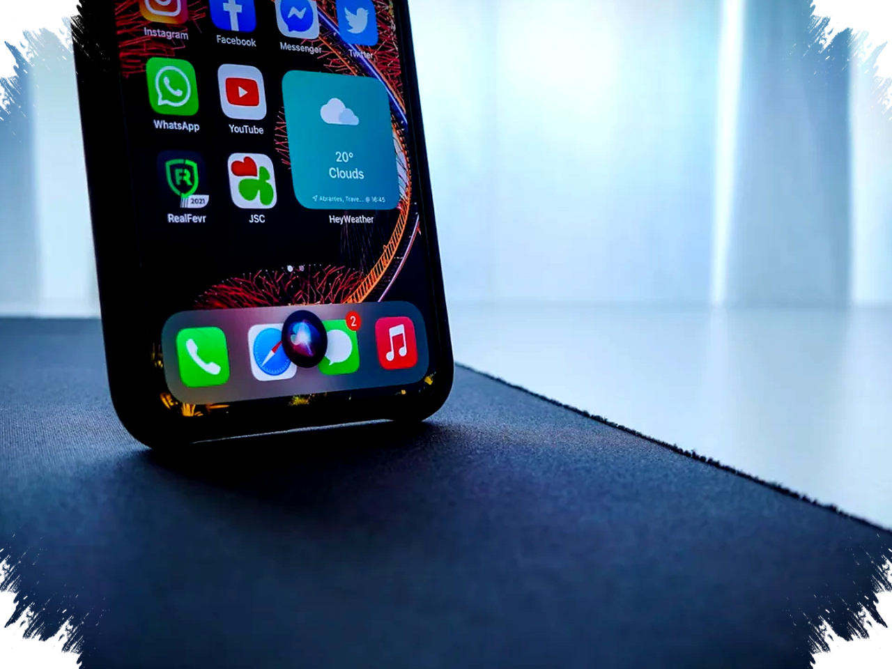 Apple Uji Tombol Ask Siri, Wajah Baru Asisten Ini Siap Ubah Cara Pakai iPhone