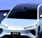 BYD Seal 08 Sedan Listrik Dengan Fast Charging 5 Menit, Jangkau 1.000 Kilometer Dengan Sekali Isi Baterai BYD Seal 08 Sedan Listrik Dengan Fast Charging 5 Menit, Jangkau 1.000 Kilometer Dengan Sekali Isi Baterai