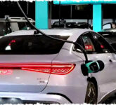 BYD Uji Coba Flash Charging 10 Detik Pengisian Baterai Sekencang Isi Bensin, Era Baru Mobil Listrik Telah Datang!