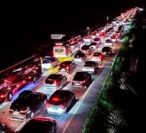 Banyak Kendaraan Berhenti Di Bahu Jalan, Pemicu Utama Macet Parah Di Tol Cipali Banyak Kendaraan Berhenti Di Bahu Jalan, Pemicu Utama Macet Parah Di Tol Cipali