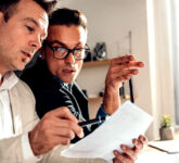 Billionaire Pilih Index Fund yang Stabil, Investor Ritel Terjebak Crypto Volatil, Siapa Pemenang Investasi Menuju 2035?