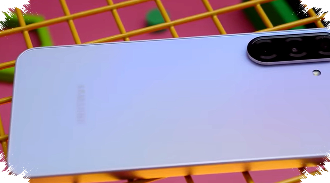 Bocoran Desain Samsung Galaxy A57 dan A37 Terkuak, Warna dan Spesifikasi Unggulan Siap Menyambar Pasar Bocoran Desain Samsung Galaxy A57 dan A37 Terkuak, Warna dan Spesifikasi Unggulan Siap Menyambar Pasar