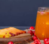 Buah Utuh atau Jus, Pilihan Terbaik untuk Menjaga Energi saat Sahur dan Berbuka Puasa