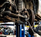 Bunyi Gluduk Usai Mudik, Biaya Servis Tie Rod & Ball Joint Bisa Bikin Kaget Pemilik Mobil