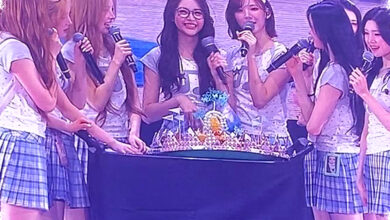 Carmen Nangis Sesenggukan Di Jakarta, Tak Sangka Fan Meeting Sendiri Di Hari Ultahnya