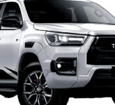 Dari Mobil Proyek ke Campervan, Hilux V AT 2026 Menantang Arti Double Cabin di Indonesia