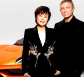 Denza Z Hantam Porsche 911 Dengan Tenaga Nyaris 1000 HP, Mantan Agen Rahasia Jadi Wajah Global