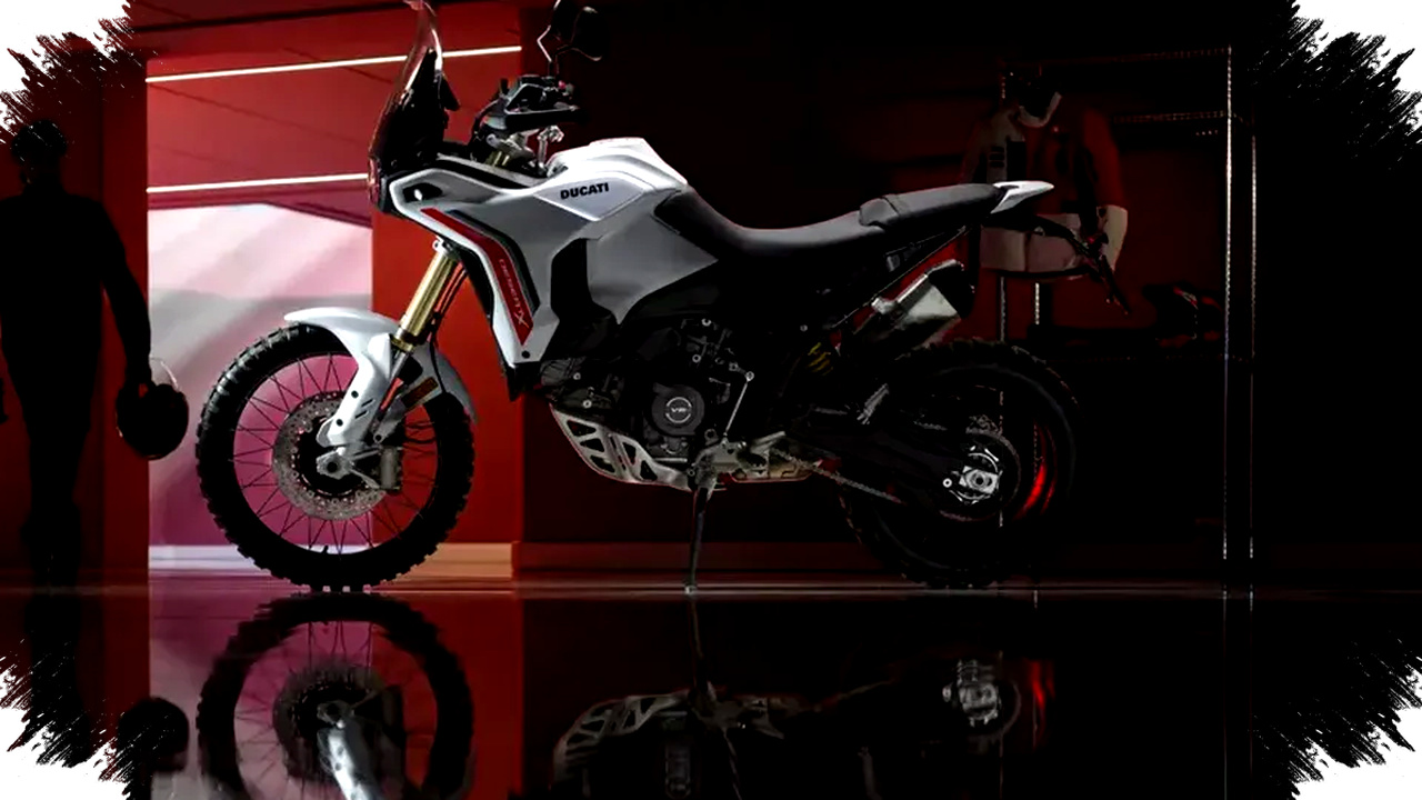 Ducati DesertX Terbaru Menghadirkan Rangka Monokok dan Teknologi Off-Road Canggih Siap Taklukkan Medan Ekstrem Ducati DesertX Terbaru Menghadirkan Rangka Monokok dan Teknologi Off-Road Canggih Siap Taklukkan Medan Ekstrem