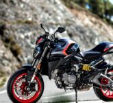 Ducati Monster Hadir Lebih Garang, Warna Sport Baru dan Fitur Canggih Jadi Senjata