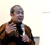 Dukungan Efisiensi DPRD Jabar, Iwan Suryawan Tolak PJJ dan Dorong Energi Terbarukan Di Sekolah