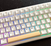 Epomaker TH80 V2 Pro Terasa Terlalu Lengkap untuk Kelasnya, Keyboard 75% Ini Sulit Diabaikan