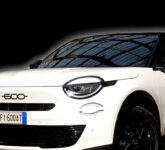 Fiat Kembali Bergerak Kontra Arus, Hadirkan 600 Petrol Manual Eksklusif, Tinggalkan Hybrid dan EV Fiat Kembali Bergerak Kontra Arus, Hadirkan 600 Petrol Manual Eksklusif, Tinggalkan Hybrid dan EV